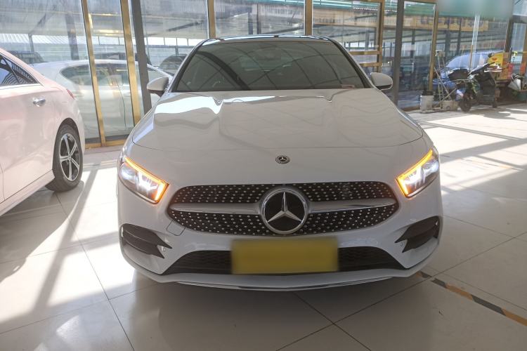 Used Mercedes-Benz A-Class 2021 A 200 L Sport Sedan Fashion Model
