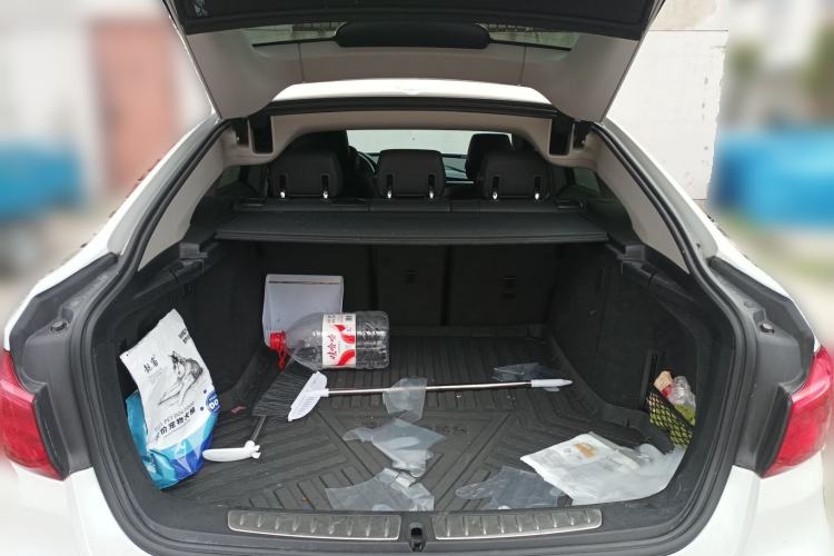 Used BMW 3 Series GT 2018 320i Sport Edition Trunk