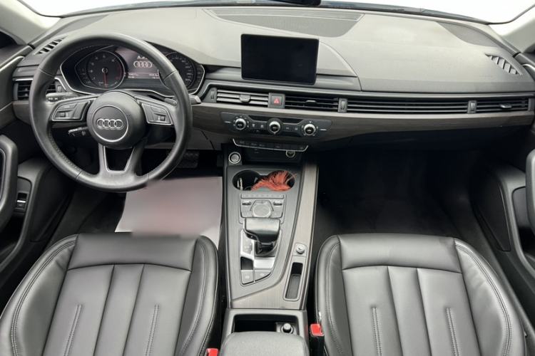 Used Audi A4L 2018 30th Anniversary Edition 40 TFSI Trendy Model