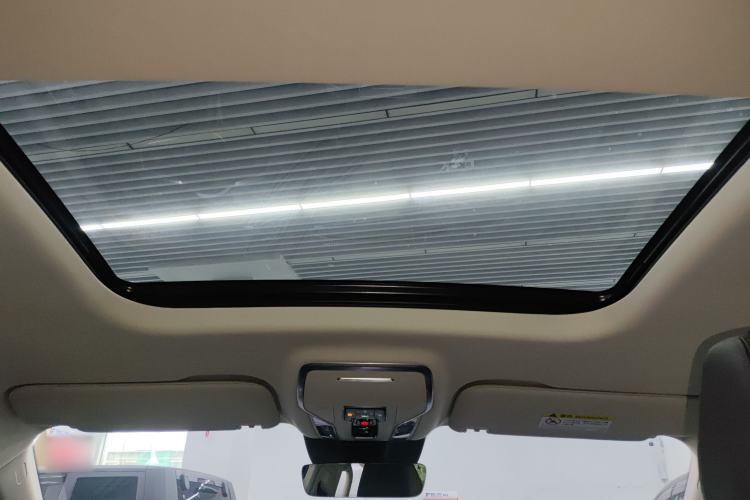 Used Hongqi HS7 PHEV 2024 2.0T PHEV Four-Wheel Drive Flagship Edition 6 Seats
