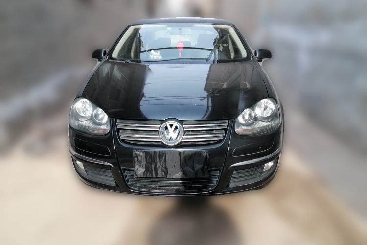 Used Volkswagen Sagitar 2010 1.4 TSI Automatic Luxury Model
