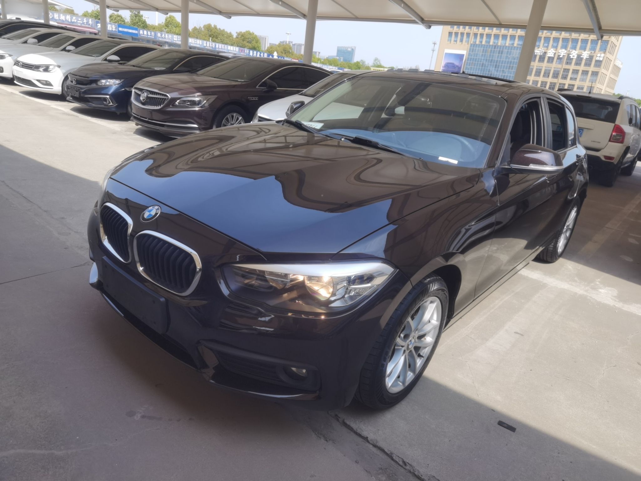 Parte inferior delantera