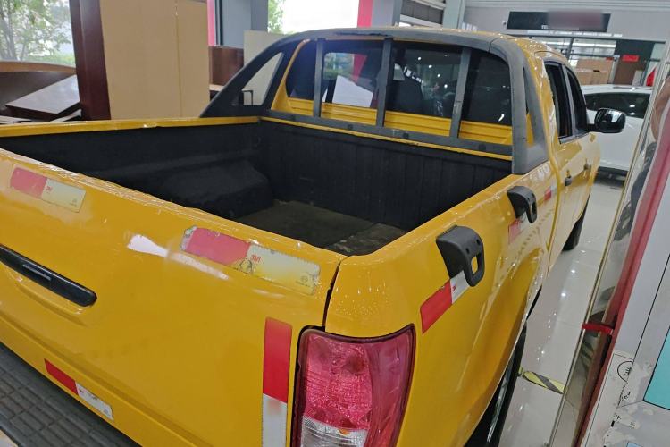 Used JMC Yuhu 5 2019 2.0T Diesel Manual Two-Wheel Drive Classic China VI Standard