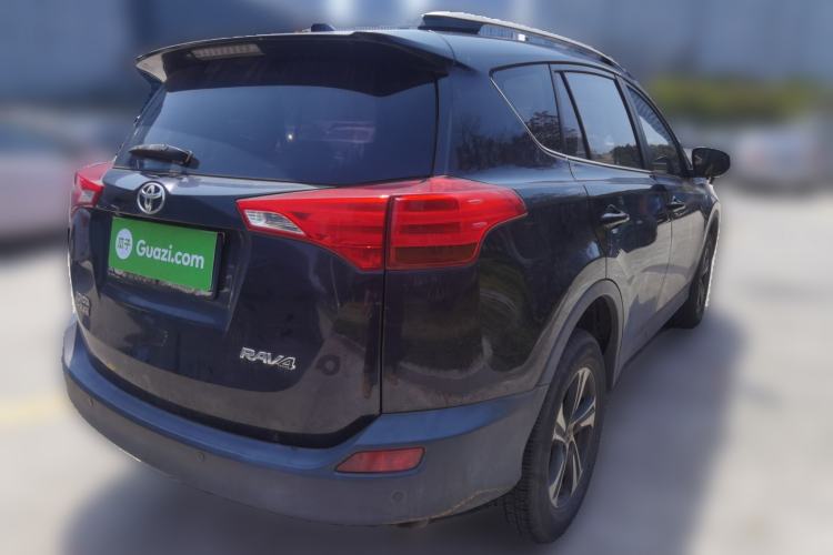 Used Toyota RAV4 2015 2.0L CVT Two-Wheel Drive Fashion Edition