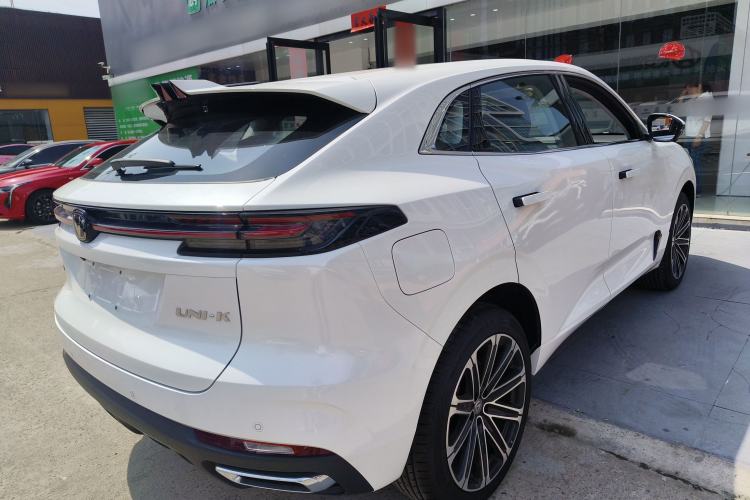 Used CHANGAN UNI-K iDD 2024 ZhiDian iDD 1.5T 135km Smart Leading Model
