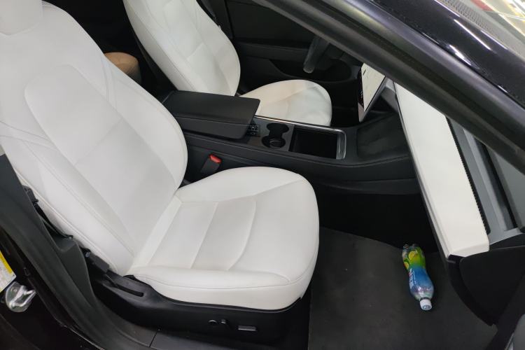 Used Tesla Model 3 2021 Performance High-Performance All-Wheel-Drive Version Right Front Seat