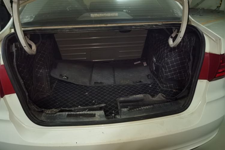 Used Volkswagen Santana 2019 1.5L Manual Fashion Edition China VI Standard Trunk