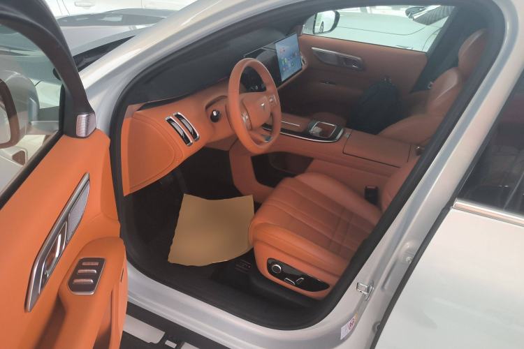 Used Deepal S09 2025 Four-Wheel Drive Ultra+ Custom Edition
