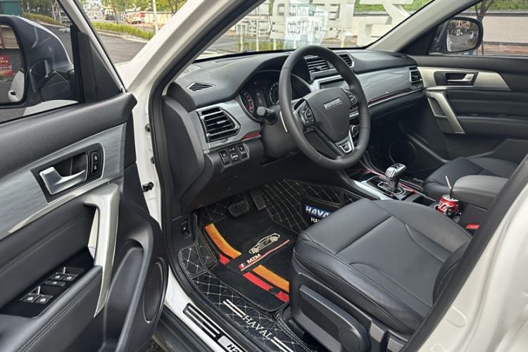 Used Haval H2 2018 Blue Label 1.5T Dual-Clutch Two-Wheel-Drive Elite Model