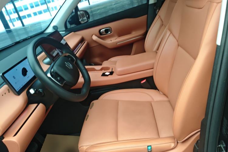 Used Leapmotor C16 2024 Range-Extended 200 Luxury Edition