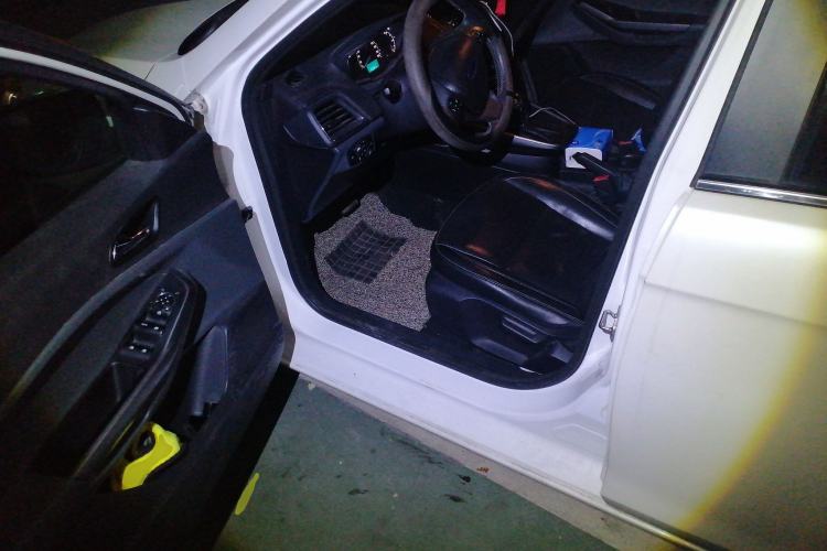 Used Ford Escort 2015 1.5L Automatic Fashion Model Driver Seat