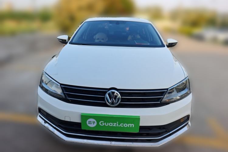 Used Volkswagen Sagitar 2018 1.6L Manual Comfort Model
