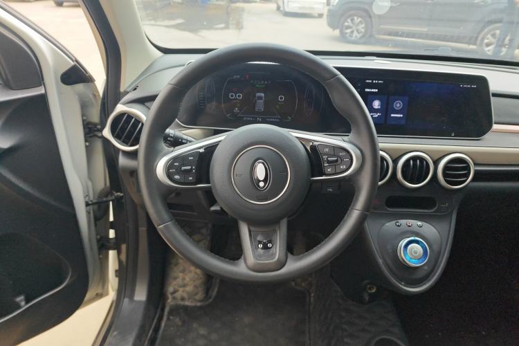 Used ORA Black Cat 2022 351 km HelloKitty Collaboration Edition Lithium-Ion Battery
