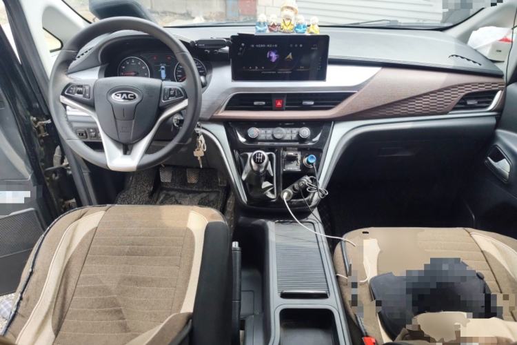 Used JAC Refine M3 2022 PLUS 1.8L 7-seater Standard Model