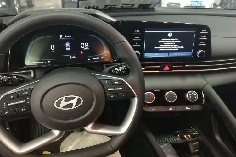 Used Hyundai Elantra 2023 1.5L CVT GLX Elite Edition
