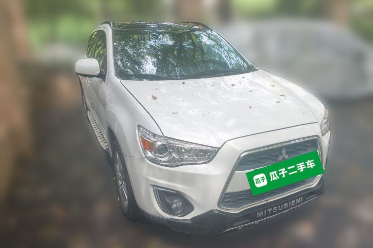 Used Mitsubishi ASX 2015 2.0L CVT Four-Wheel Drive Premium Edition
