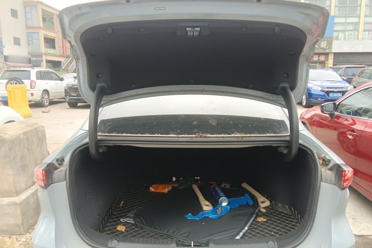 Used Geely Galaxy L6 2023 60km PLUS Trunk