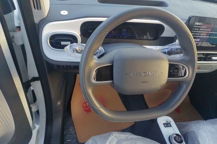 Used Geely Galaxy Panda 2025 210 km – Yuanqi Bear