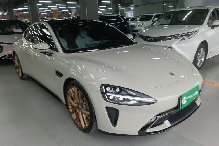 Used Xiaomi Auto SU7 2024 Four-Wheel Drive Ultra-Long Range Advanced Intelligent Driving Max Edition