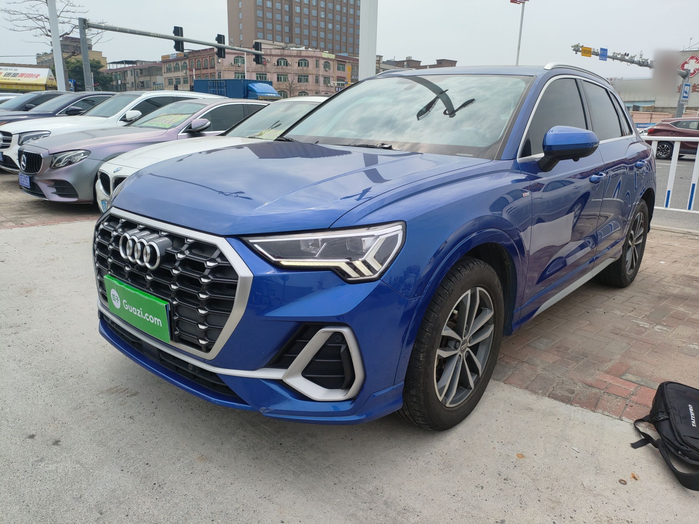 Parte inferior delantera