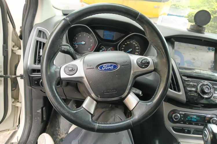 Used Ford Focus 2012 Hatchback 1.6L Automatic Fashion Edition