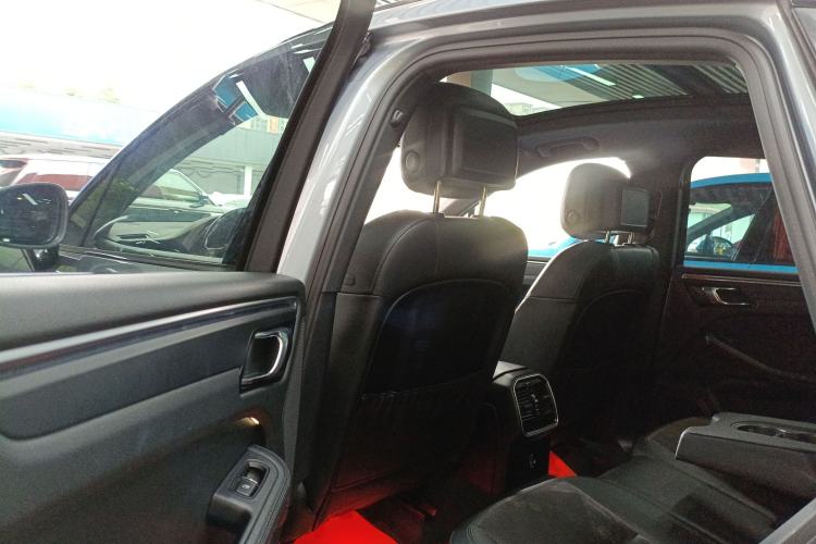 Used Porsche Macan 2018 Macan 2.0T