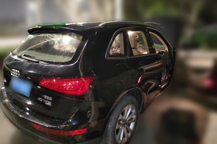 Used Audi Q5 2013 40 TFSI Technology Edition Front Right 45 Deg