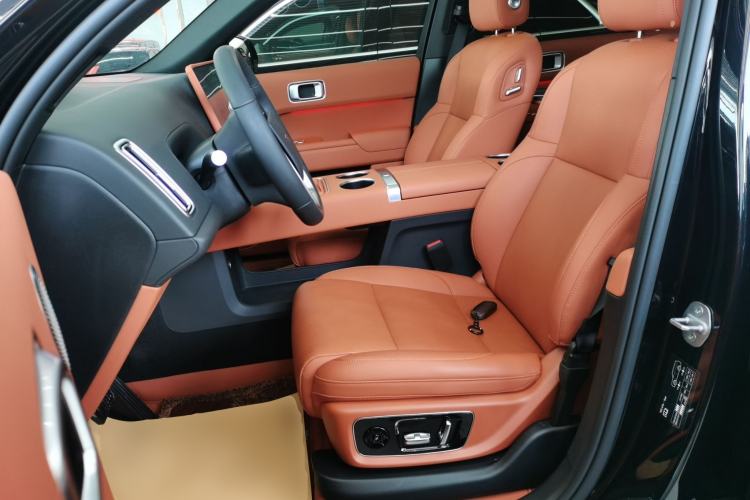 Used Li Auto L8 2024 Pro Model
