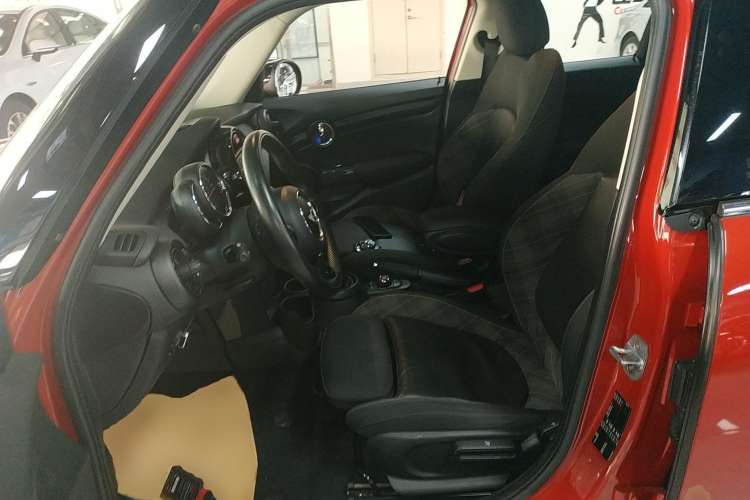 Used MINI MINI 2016 1.5T COOPER Five-Door Edition
