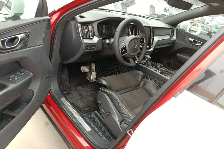 Used Volvo XC60 2018 T5 4x4 Zhiya Sport Edition