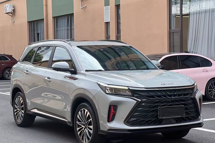 Used Dongfeng Fengon 580 2022 1.5T Automatic Luxury Edition