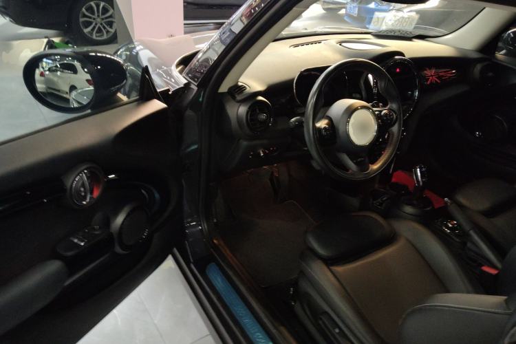 Used MINI MINI 2021 2.0T COOPER S Classic Edition
