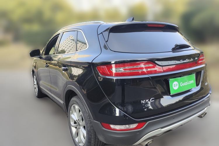 Used Lincoln MKC 2017 2.0T Two-Wheel-Drive Luxury Edition Rear Left 45 Deg