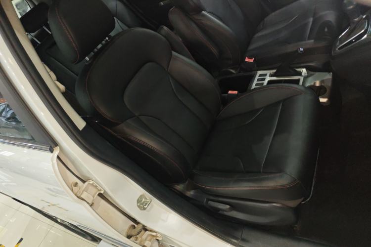 Used Haval H6 2016 Upgraded Model 1.5T Automatic Two-Wheel Drive Elite Version