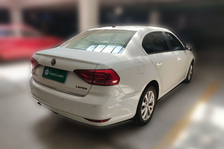 Used Volkswagen Lavida 2018 Classic 1.5L Manual Comfort Edition China VI Standard