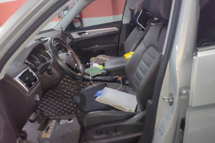 Used Volkswagen Teramont 2019 330TSI Two-Wheel-Drive Luxury Edition China VI Standard
