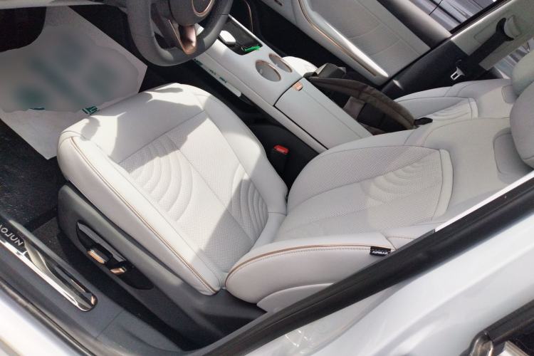 Used Baojun Enjoy 2025 Plug-in Hybrid 140km Standard Version