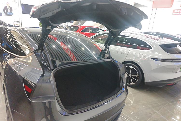 Used Tesla Model 3 2023 Rear-Wheel-Drive Version