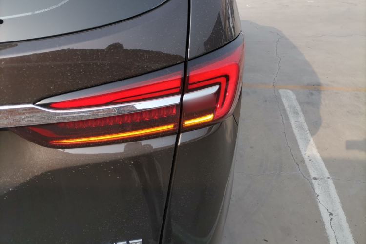 Used Buick GL8 2022 Land Cruiser Executive Class 652T Comfort Model
