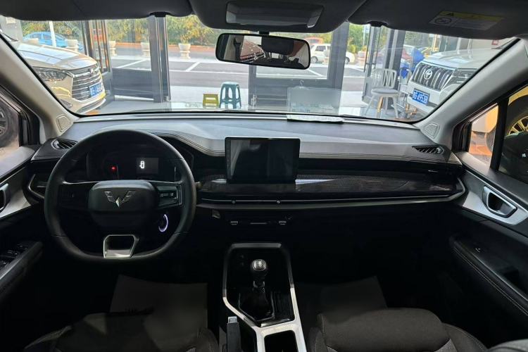 Used Wuling Jiachen 2022 1.5L Manual Enjoyment Elite Model