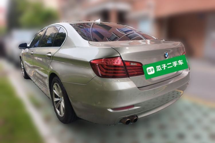 Used BMW 5 Series 2014 520Li Elegant Model Rear Left 45 Deg