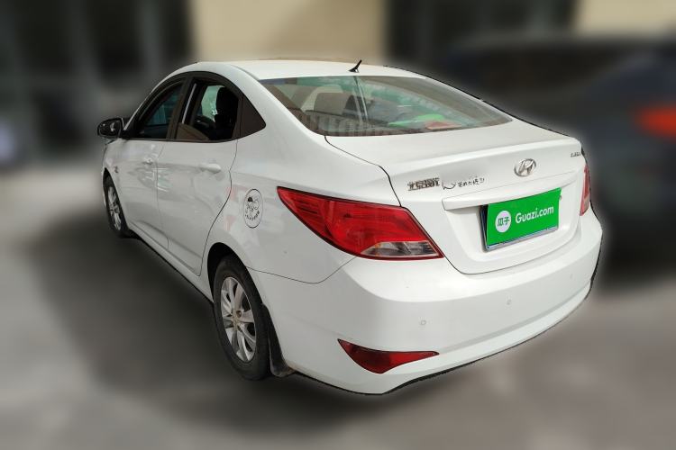 Used Hyundai Verna (older generation) 2014 1.4L Manual Smart GLS Trim
