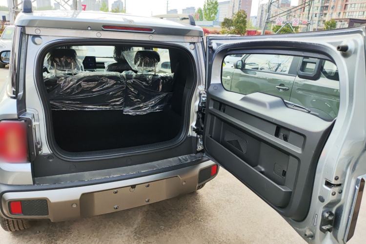 Used Baojun Spark EUV 2026 301km Flagship Edition Trunk