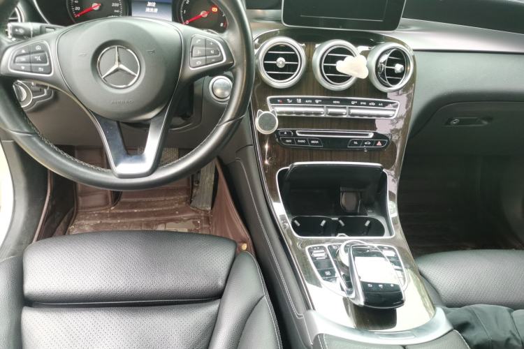 Used Mercedes-Benz GLC 2019 GLC 260 L 4MATIC Dynamic Model