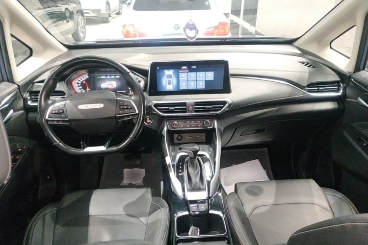 Used SAIC MAXUS G50 2019 1.5T First Edition Automatic Luxury Version 7 Seats Center Console