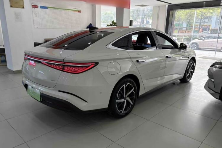 Used BYD Seal 07 DM-i 2026 DM-i 1.5T 230km Flagship Edition Exterior 5