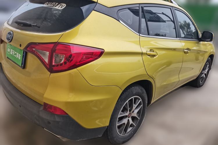 Used BYD Song 2016 Gaishi Edition 1.5TID Automatic Luxury Model Rear Right 45 Deg