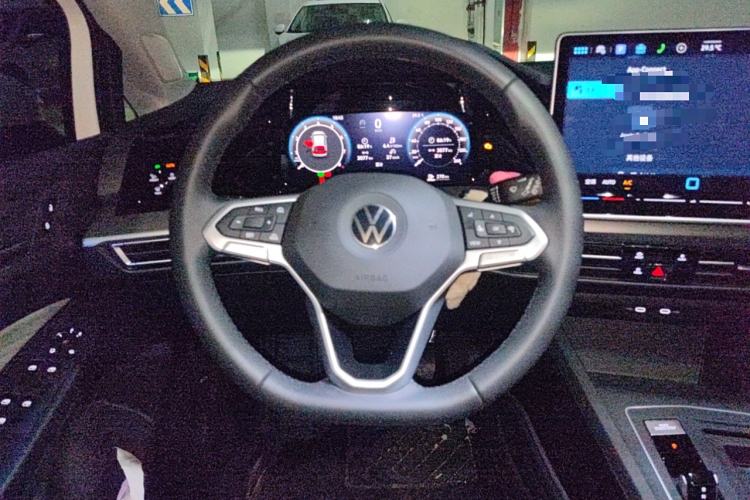 Used Volkswagen Golf 2025 300TSI Pro