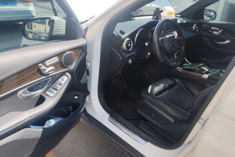 Used Mercedes-Benz GLC 2017 GLC 260 4MATIC Dynamic Edition
