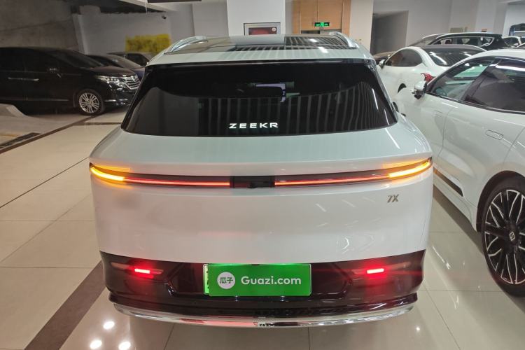 Used Zeekr 7X 2025 100kWh Long-Range All-Wheel Drive Intelligent Driving Version
